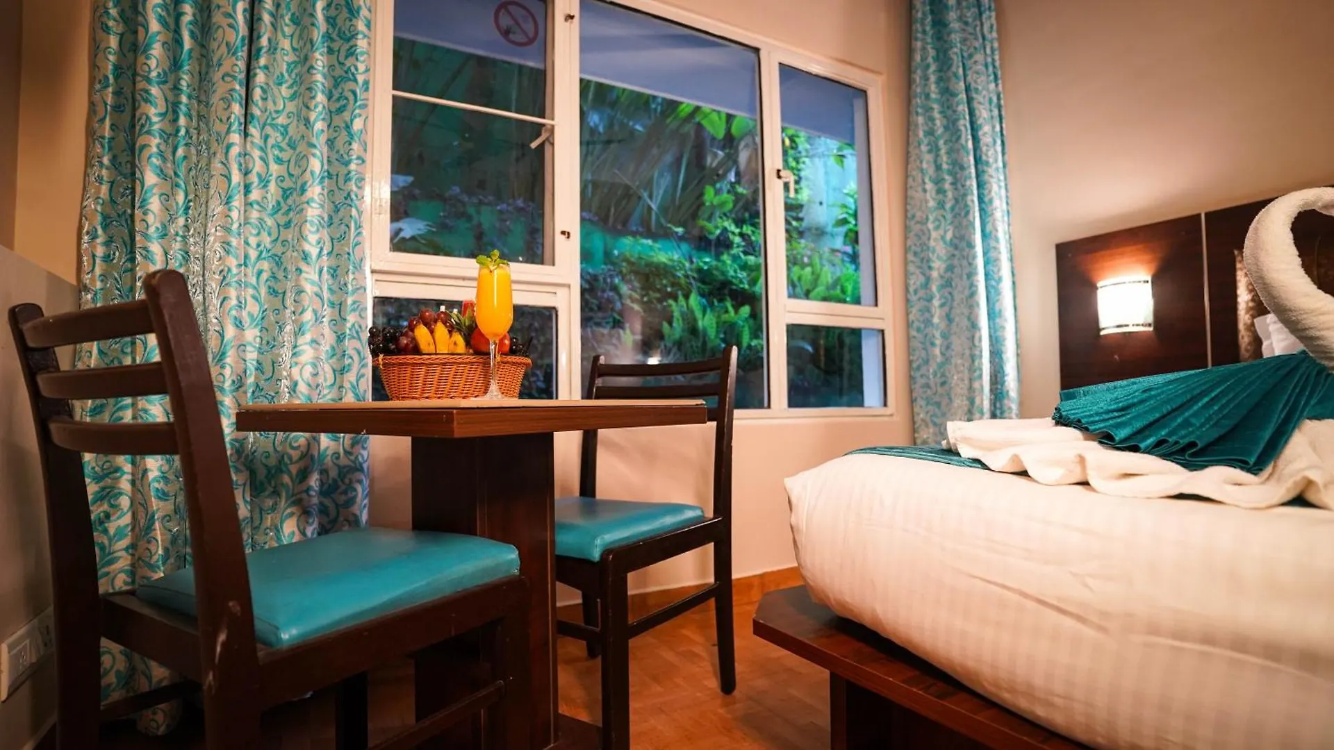 Misty Mountain Resort Munnar India